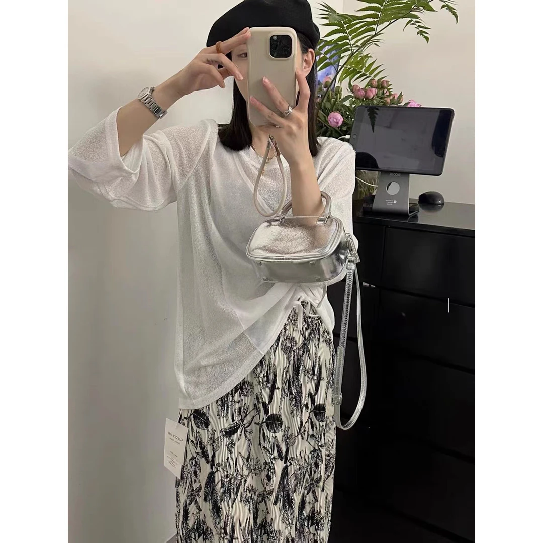 88190浪漫黑白印花压褶直筒半裙