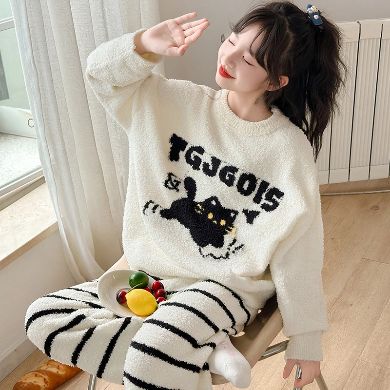 女童睡衣秋冬2025新款初中生女孩珊瑚绒家居服女大童冬季厚半边绒