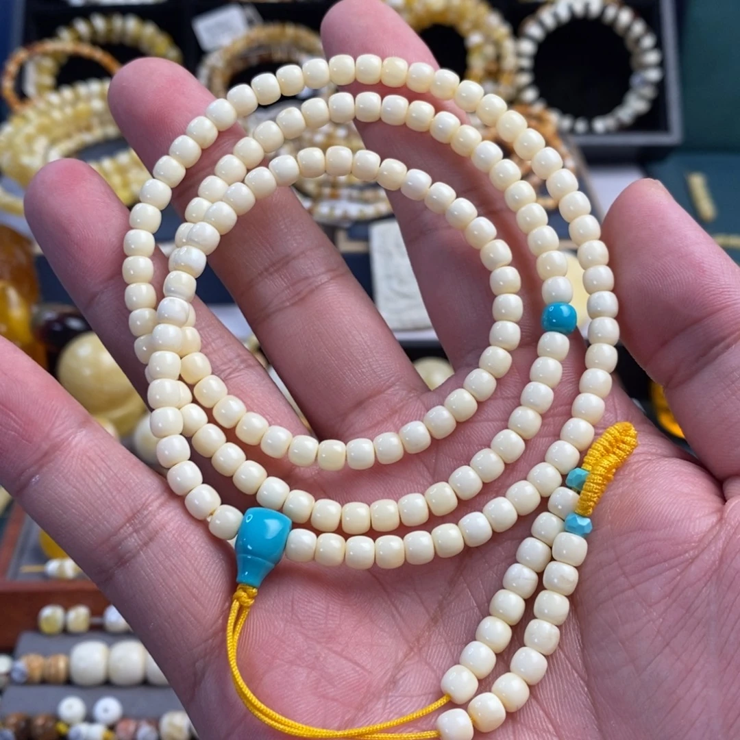 琥珀未镶嵌裸石5mm