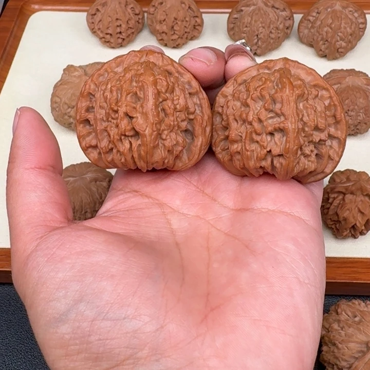 文玩核桃把件全品白狮子45.5