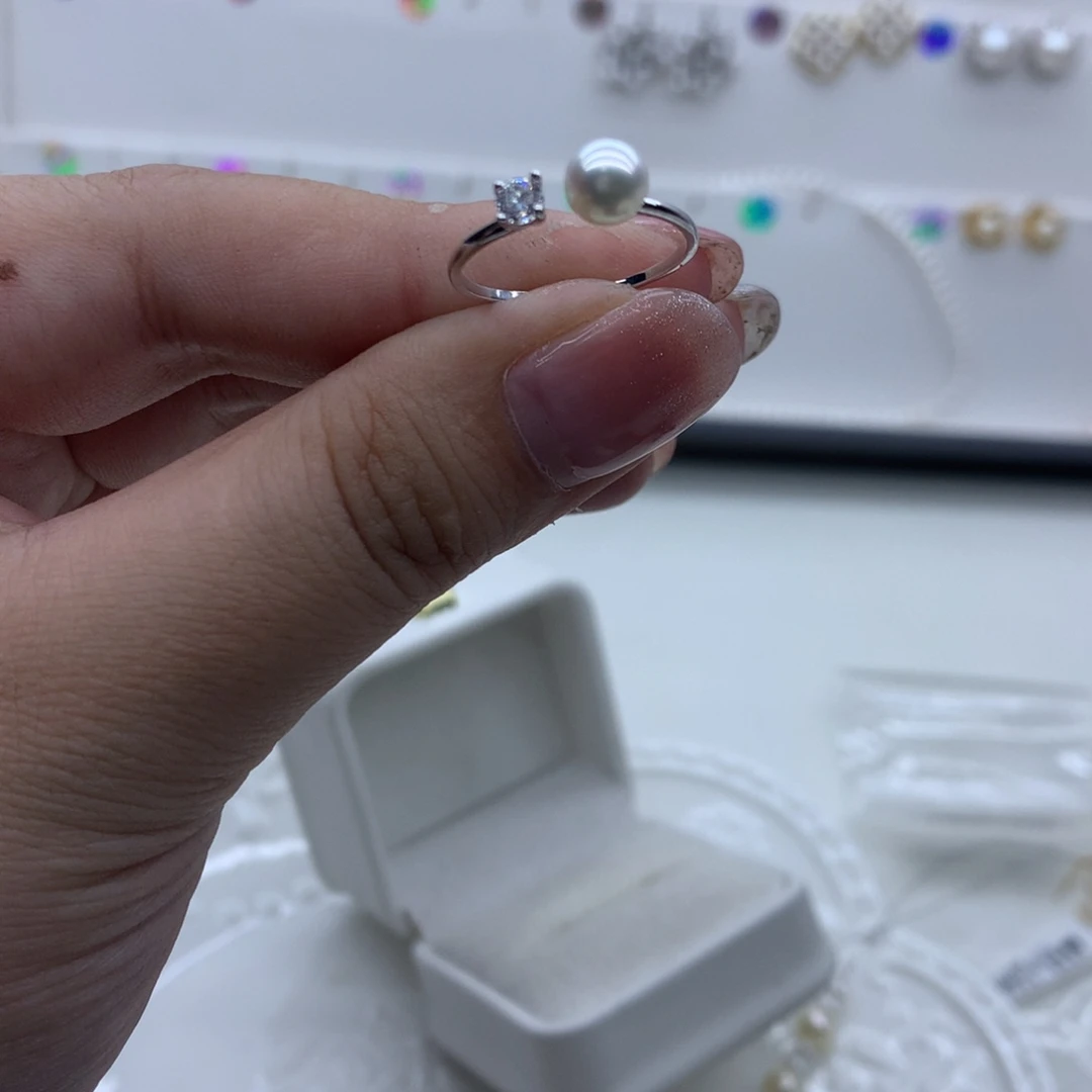 银S925镶嵌淡水珍珠戒指