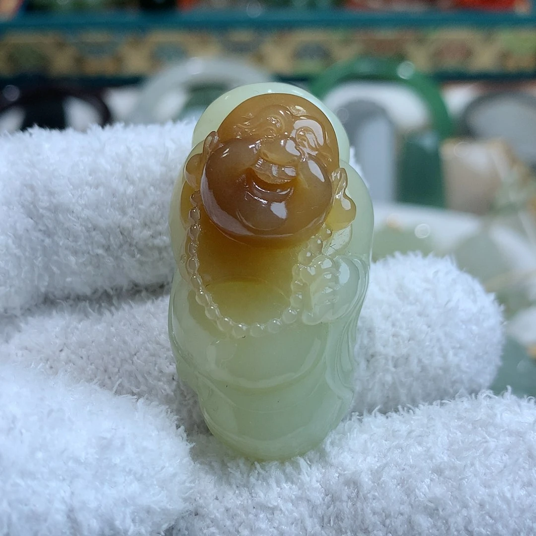 和田玉（糖玉）颈饰未镶嵌