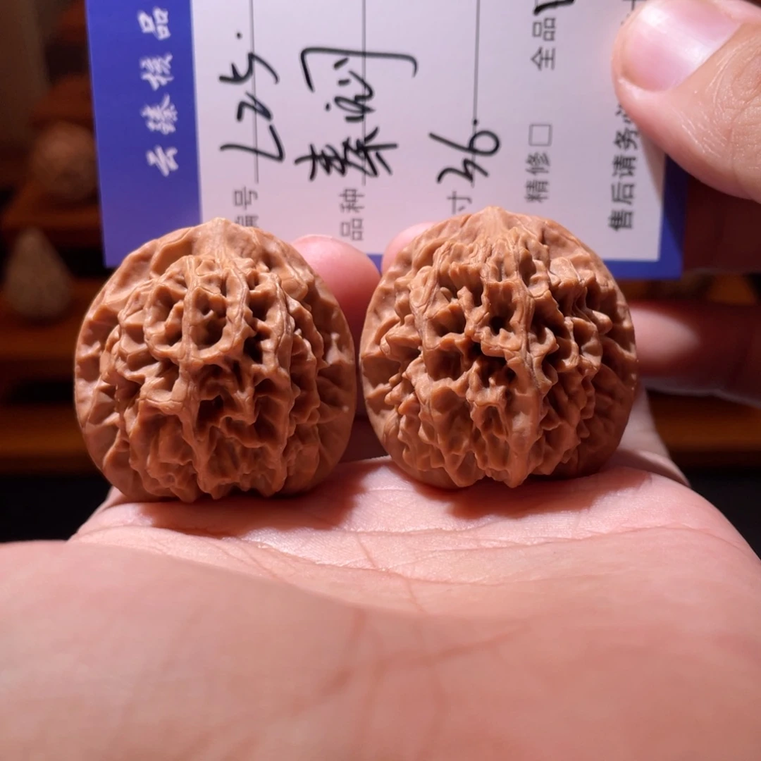 文玩核桃吊坠文玩