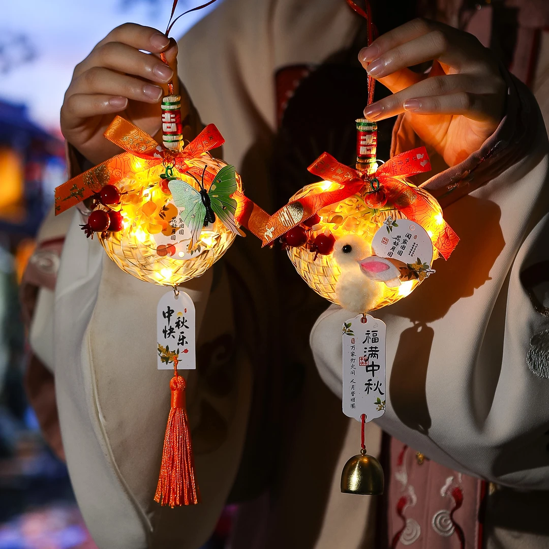 映菲寻中秋节装饰品蒲扇灯笼成品挂饰氛围仪式感古风发光花灯挂件