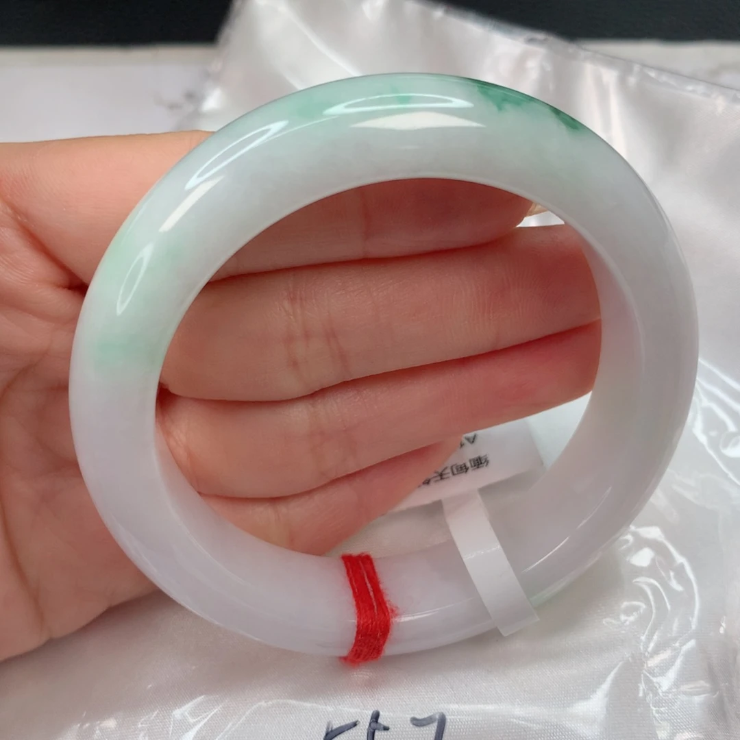翡翠手镯未镶嵌55-56 白底青