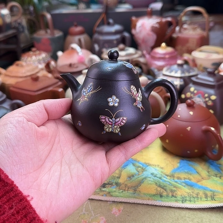 紫砂茶壶珐琅彩蝴蝶