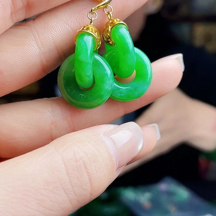 翡翠银S925镶嵌颈饰多样性