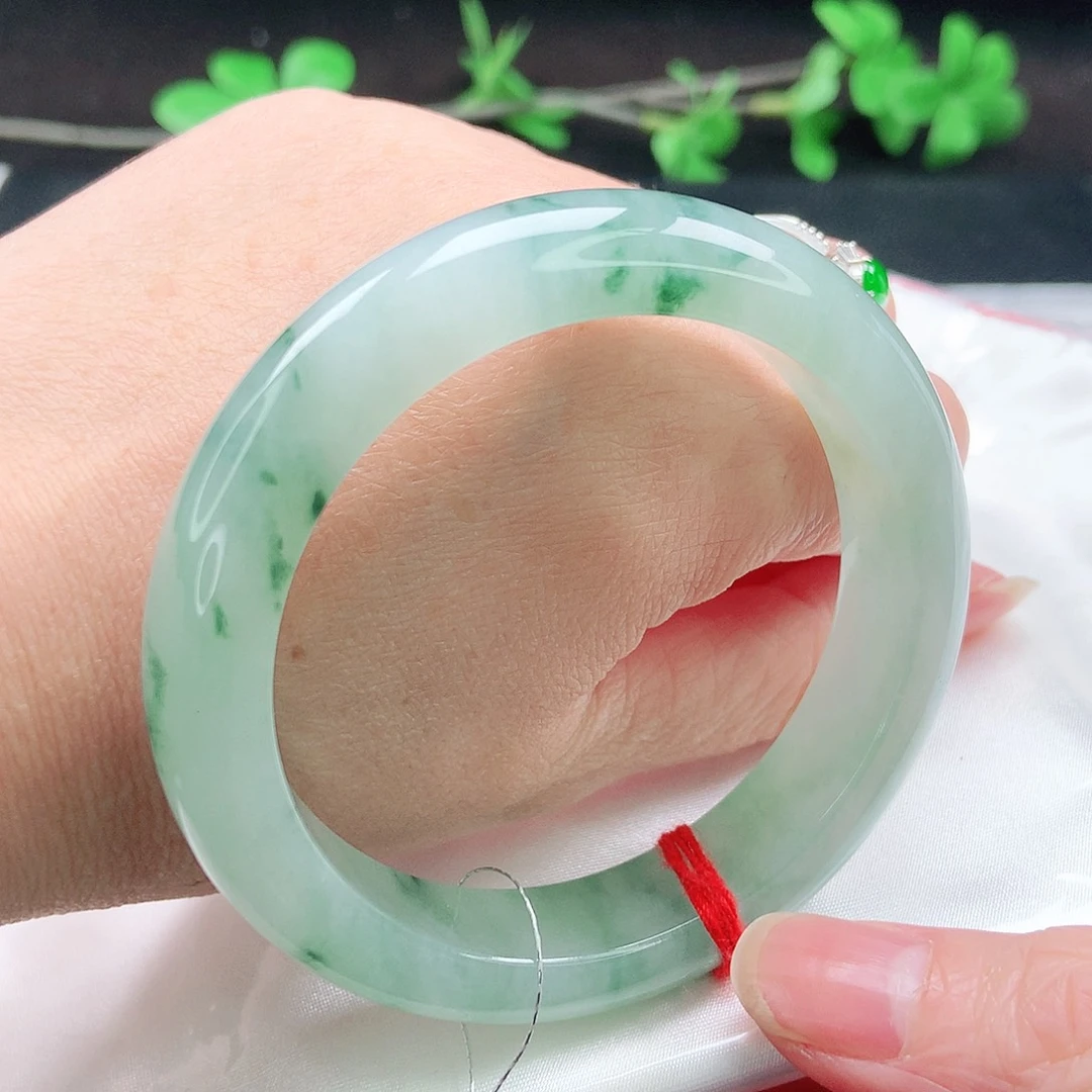 翡翠未镶嵌手镯55.5圈