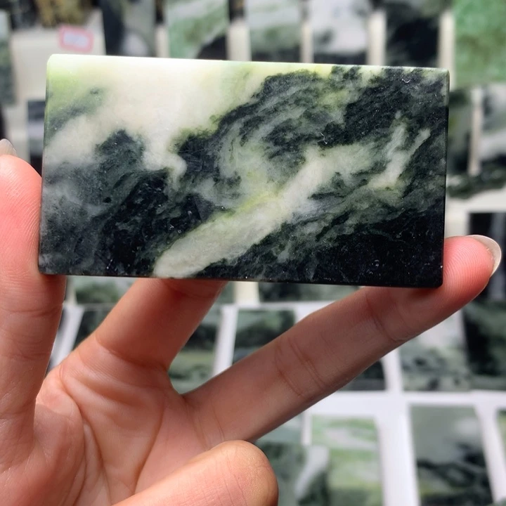 独山玉颈饰未镶嵌L****n