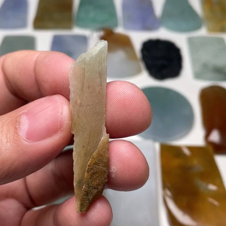 翡翠裸石缅甸翡翠A货