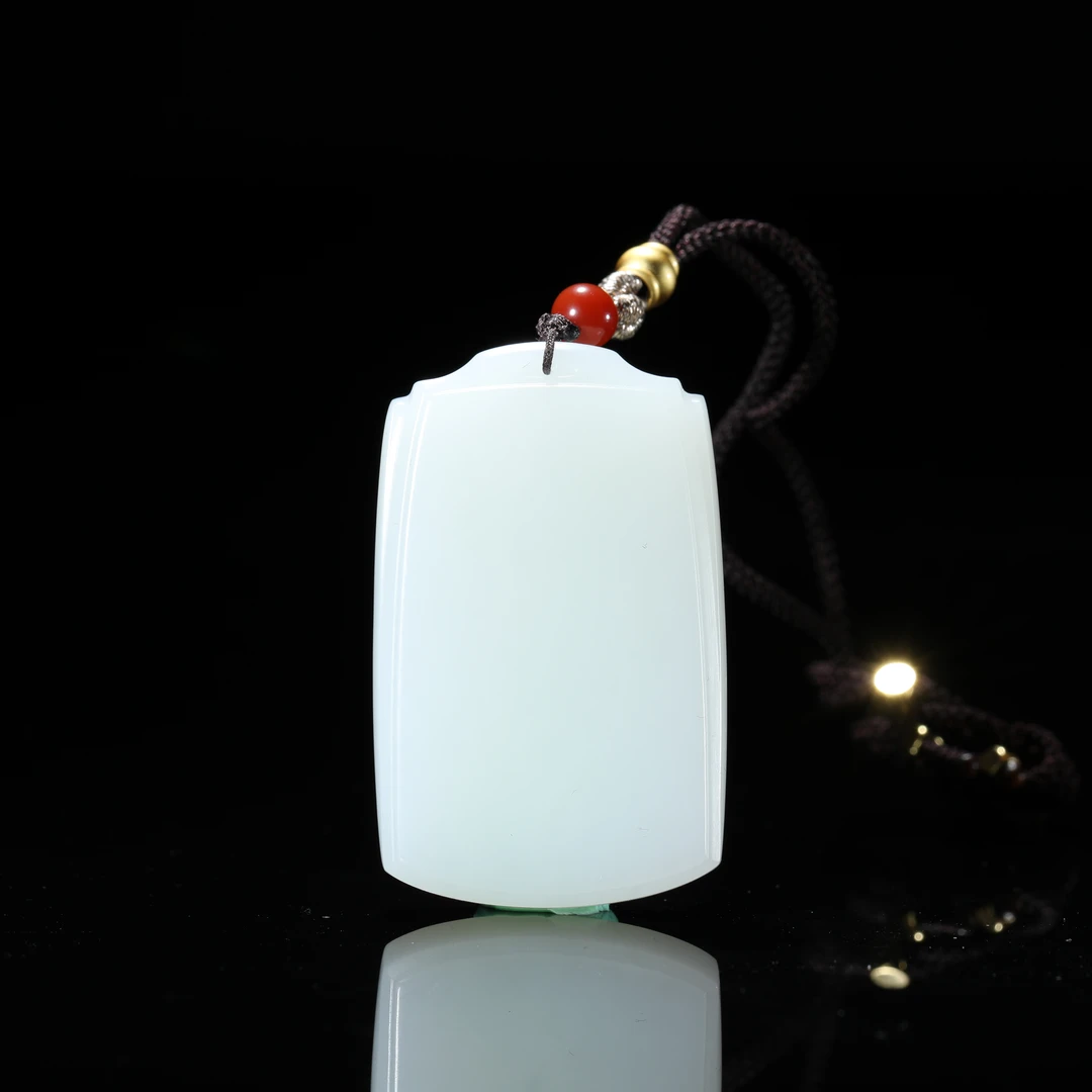 LOT24和田玉无事牌挂件W276