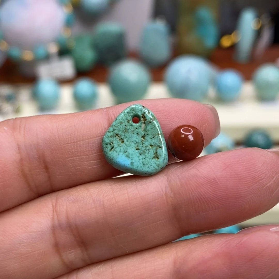 南红玛瑙未镶嵌珠宝奇石