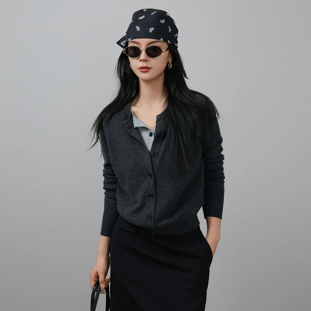 LA MAISON ONE 巴素兰羊毛假两件毛衣毛针织衫L253M099