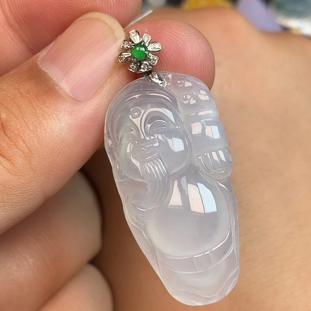 翡翠18K金镶嵌颈饰财神