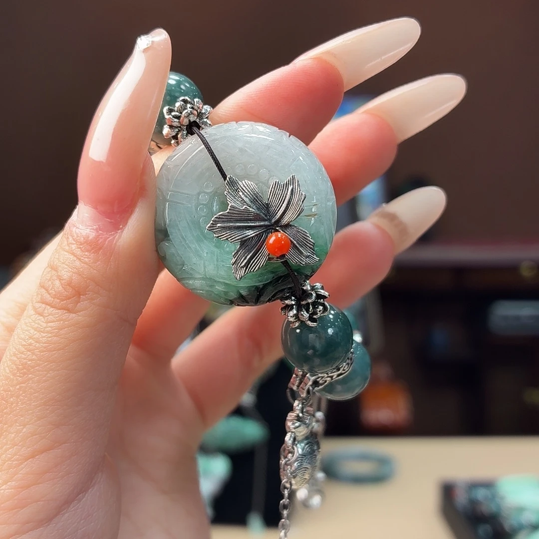 翡翠未镶嵌耳饰手串