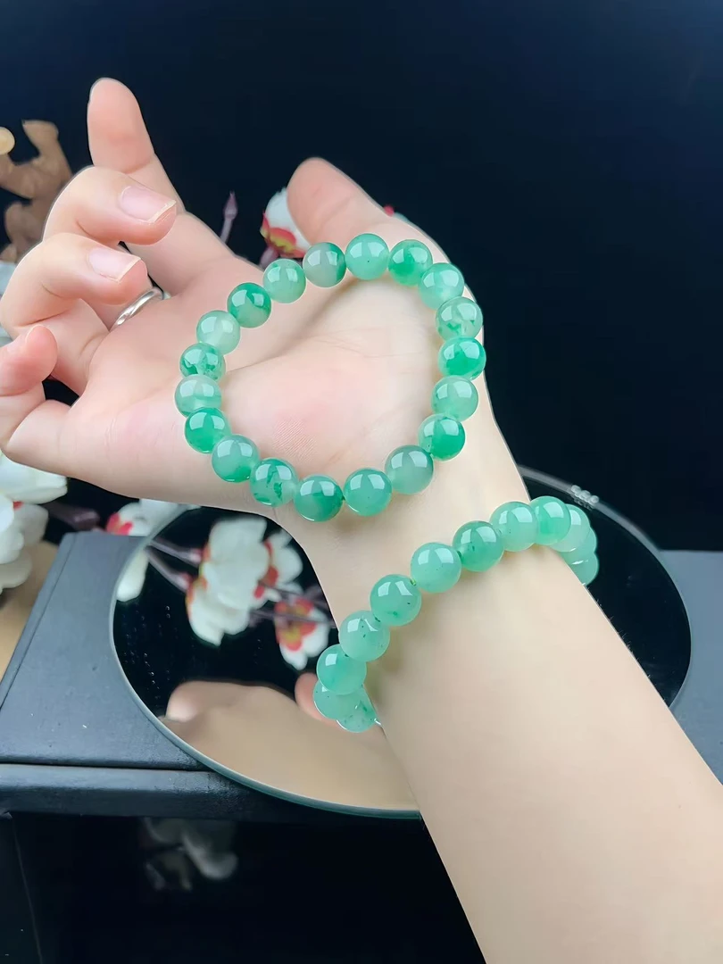 天然A货非洲翠飘花手串绿色时尚冰透