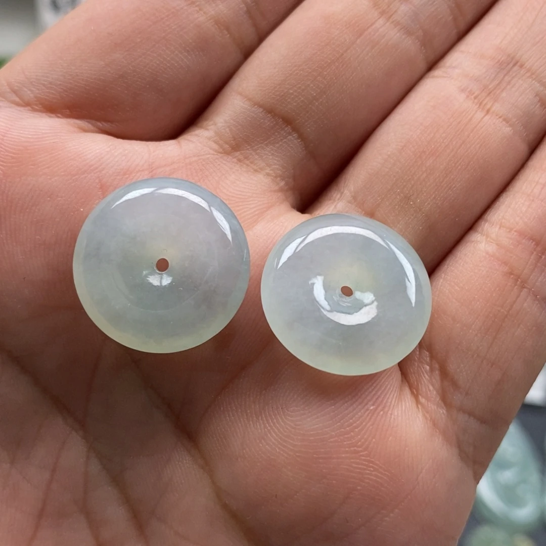 翡翠未镶嵌颈饰扣子