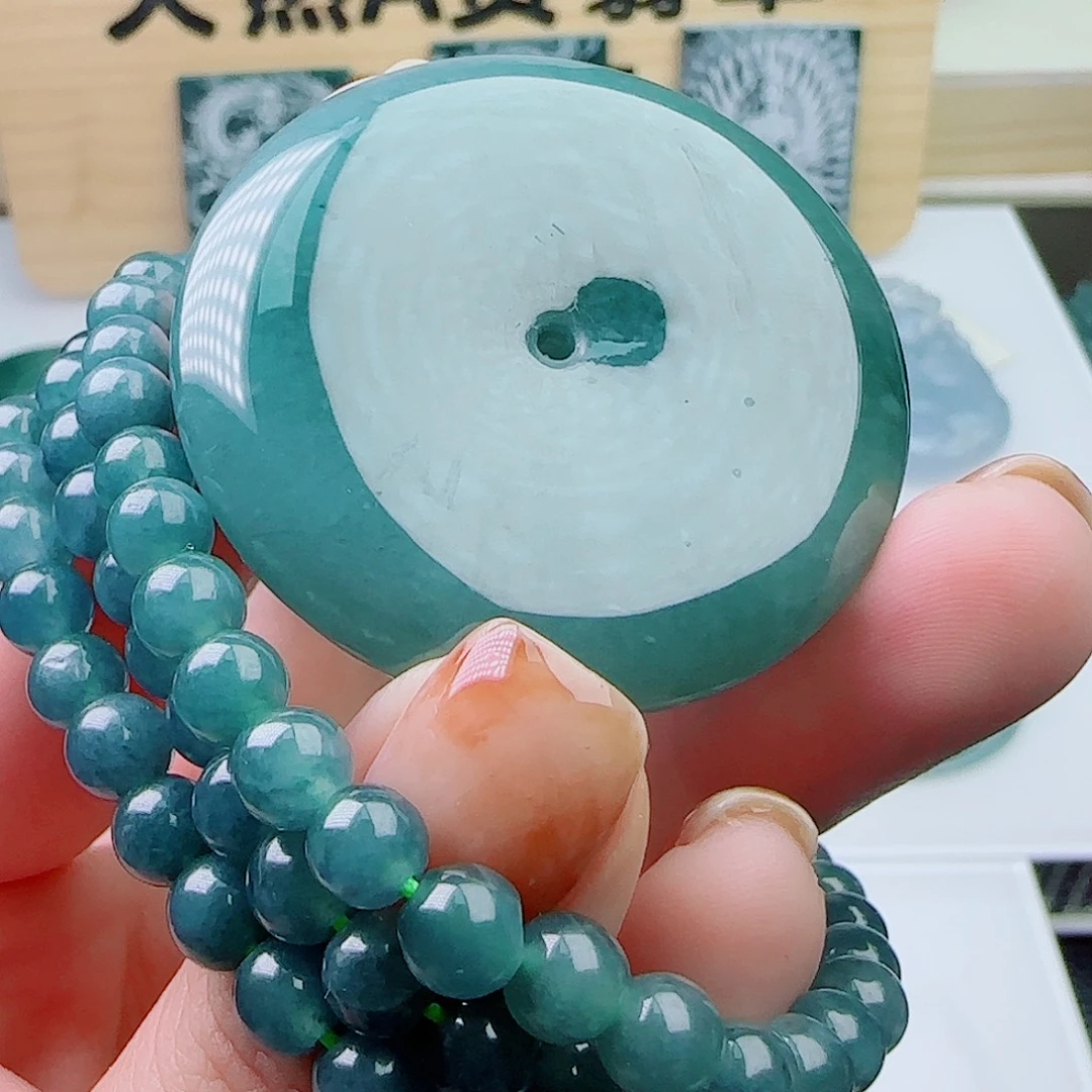 翡翠未镶嵌颈饰111111111