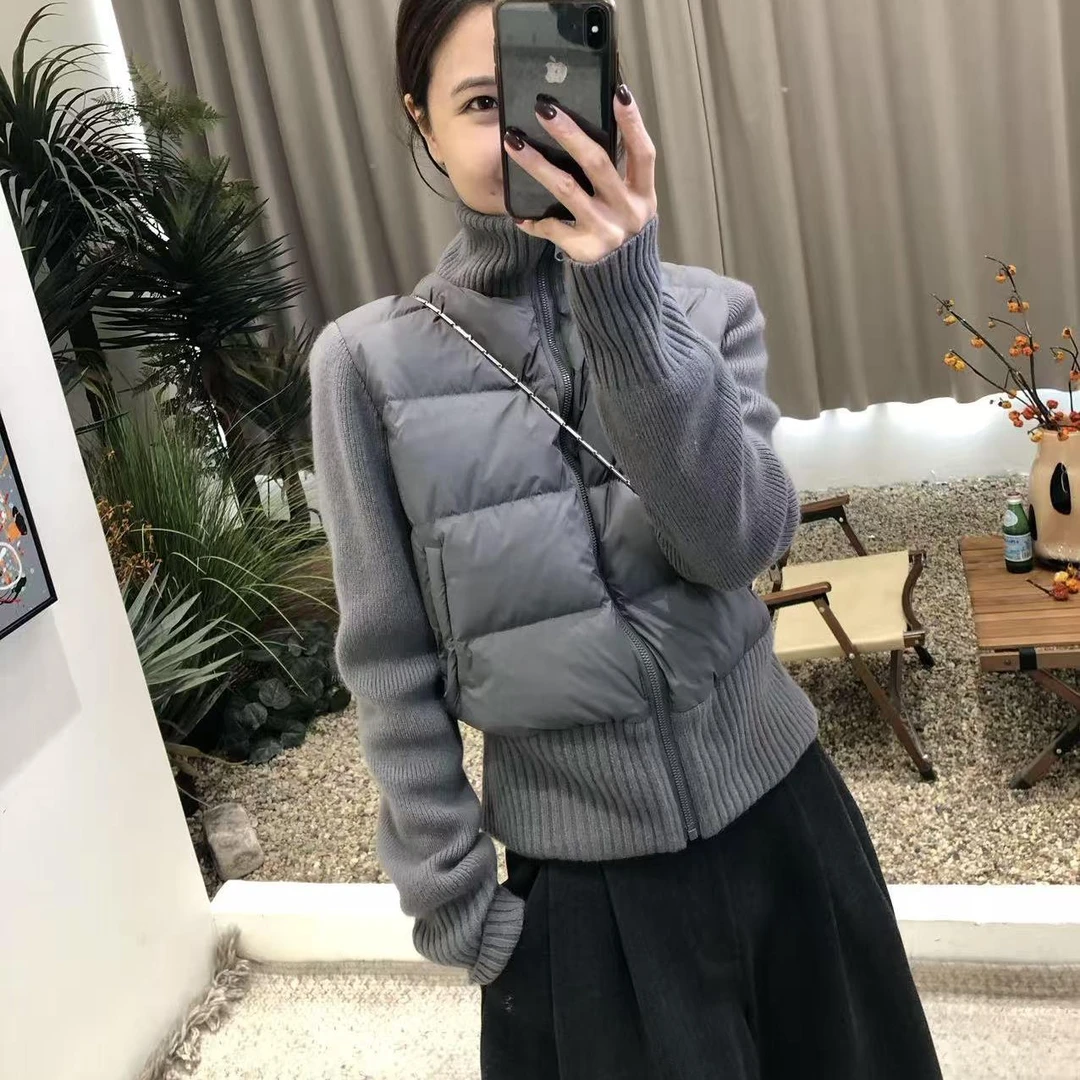 雾柏‘韩系设计感拼接时尚针织袖领显瘦气质羽绒服短款女