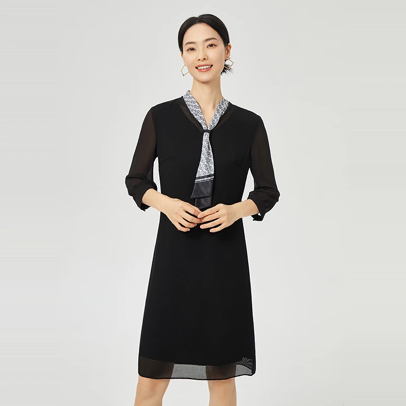 娜尔思绞综纱丝巾飘带领连衣裙女2025春季新通勤宽松裙NF06882W0