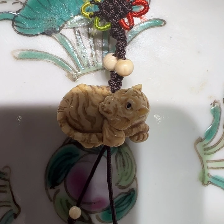 瓷片瓷器。。。。。。。。。。。。。。。。。