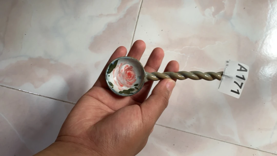 釉下五彩陶瓷勺子171