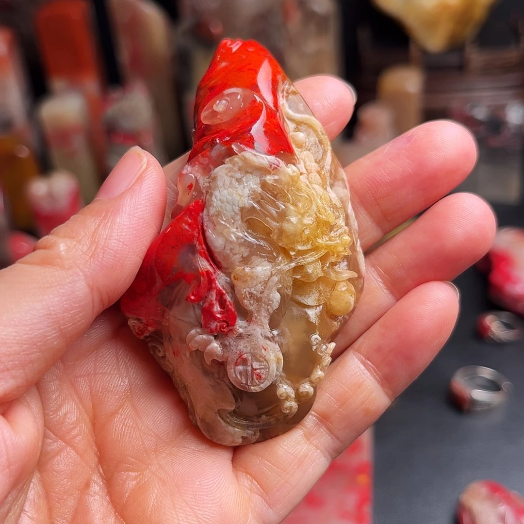 巴林石其他鸡血石手玩件