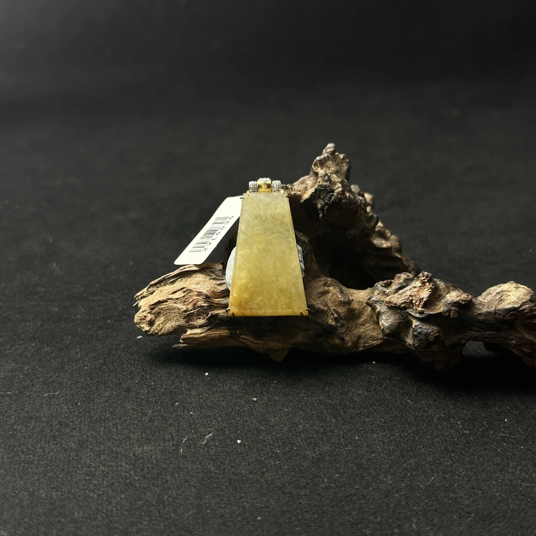 【诚翠拍品第一百一十八期午】翡翠59吊坠ZYL6036金