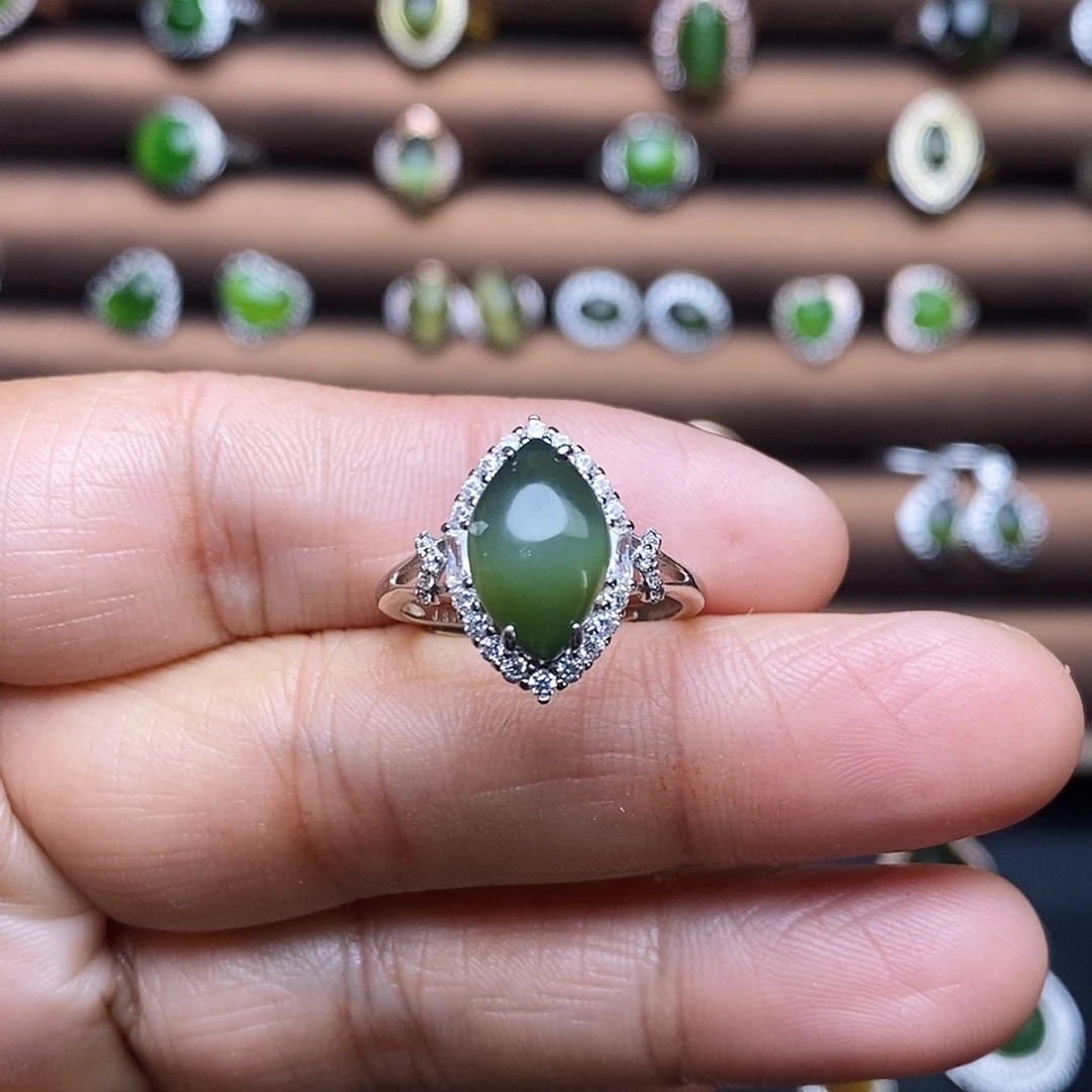 吊坠(不含链)银S925镶嵌和田玉（碧玉）戒指