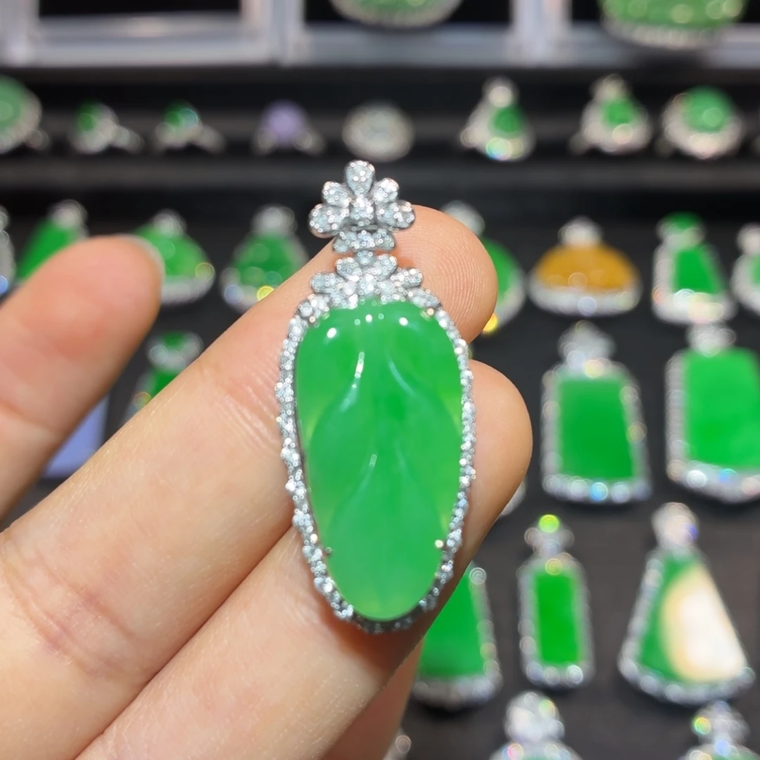 翡翠18K金镶嵌吊坠(不含链)翡翠