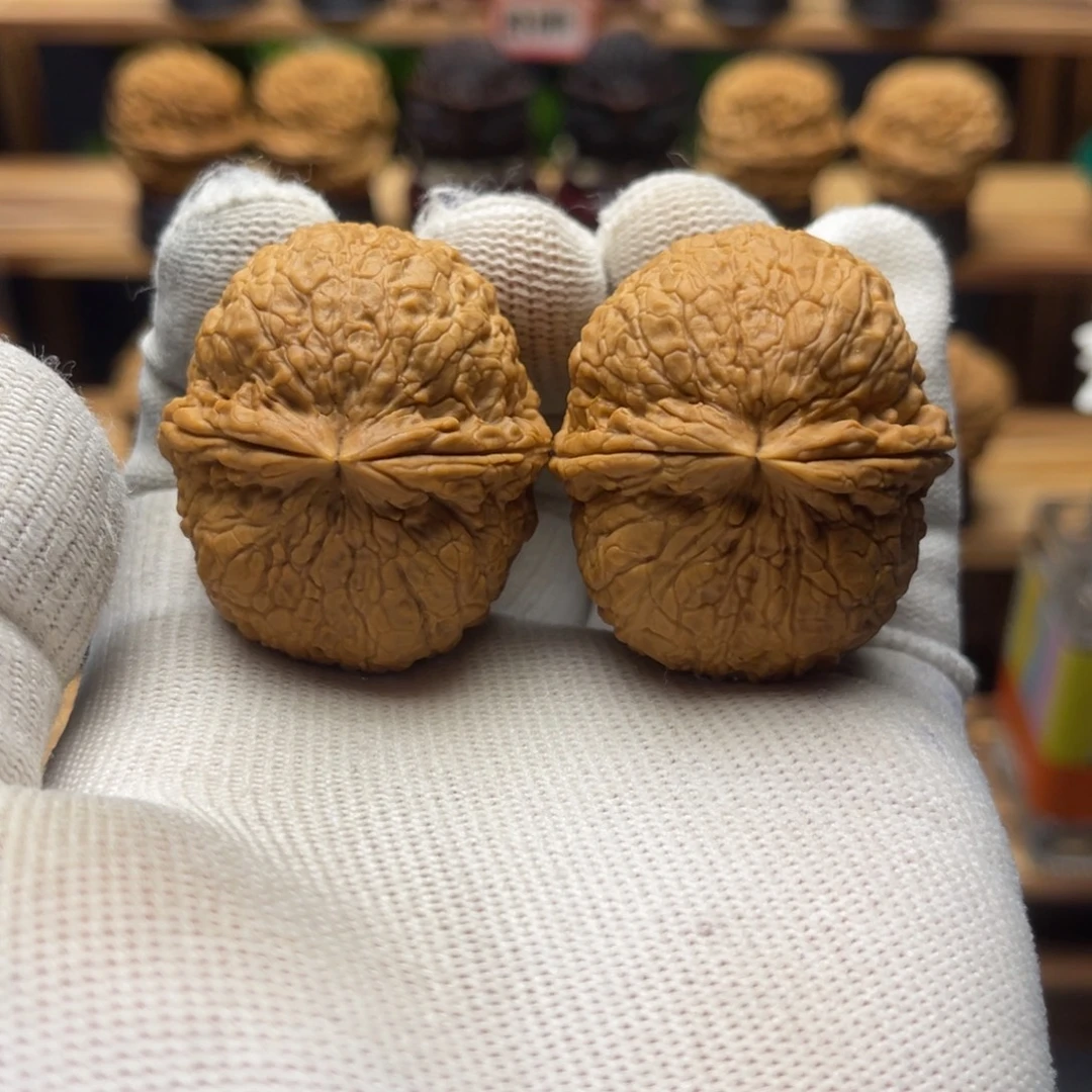 核桃41mm铁石锁 66克