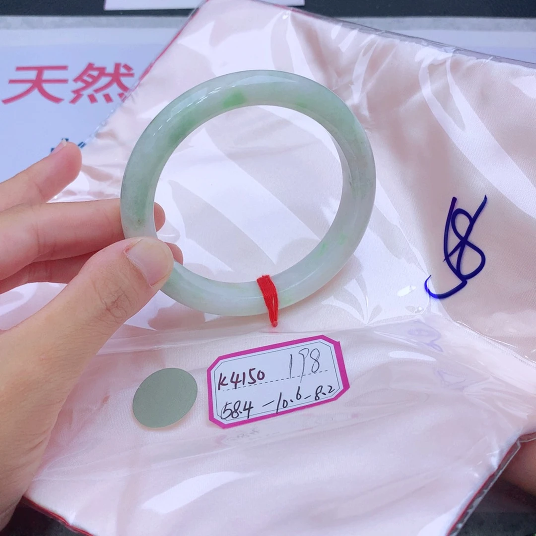 未镶嵌手镯翡翠翡翠