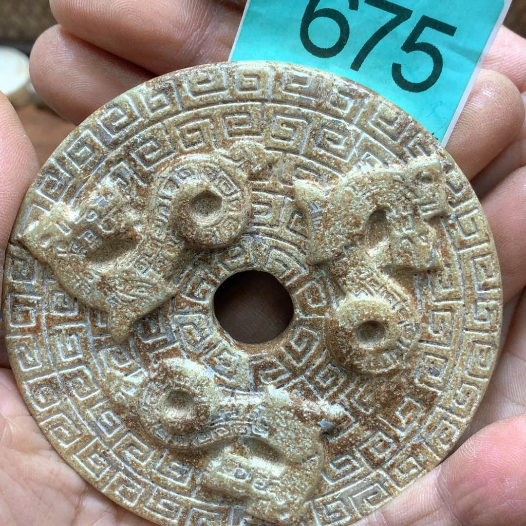 未镶嵌和田玉挂件