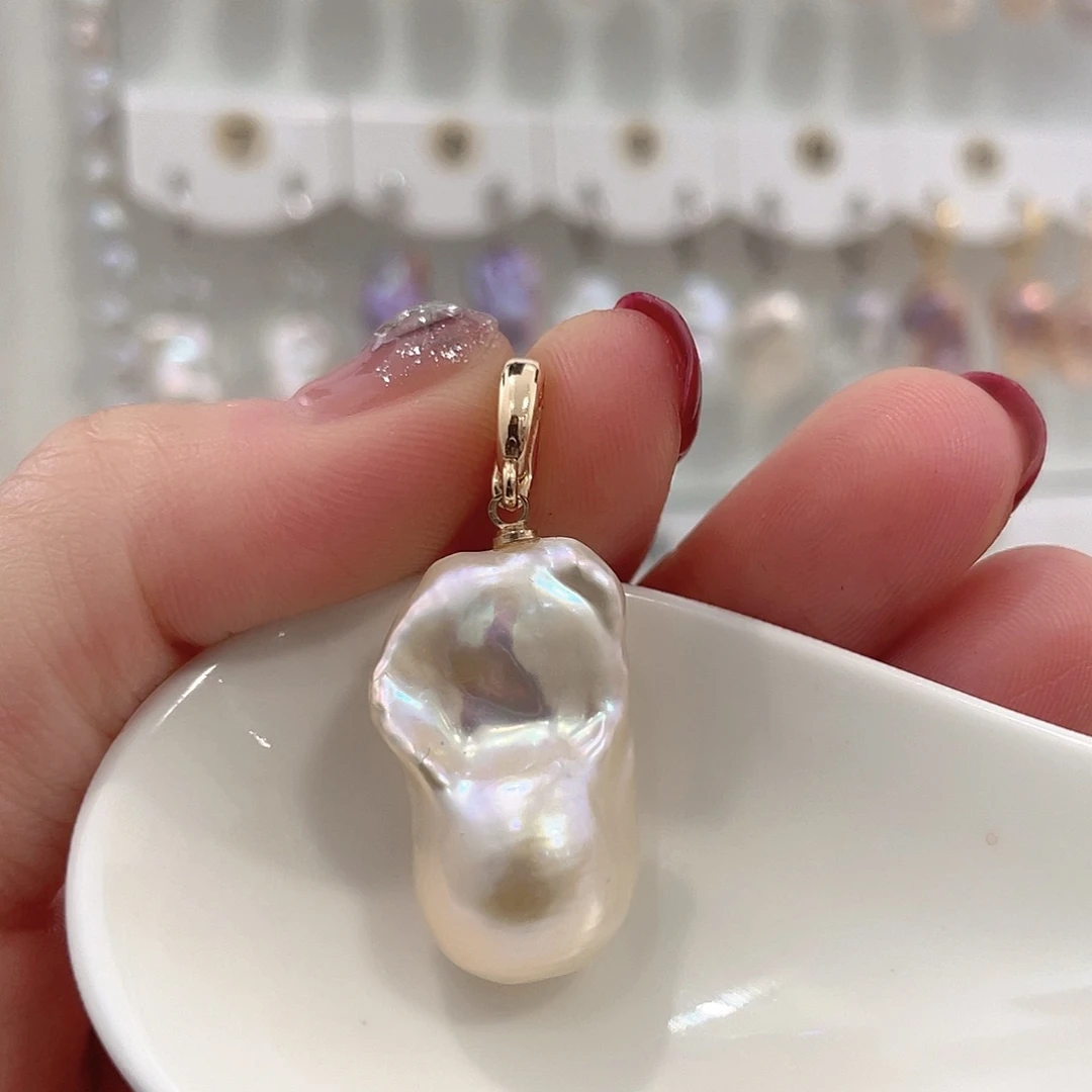 颈饰未镶嵌淡水珍珠