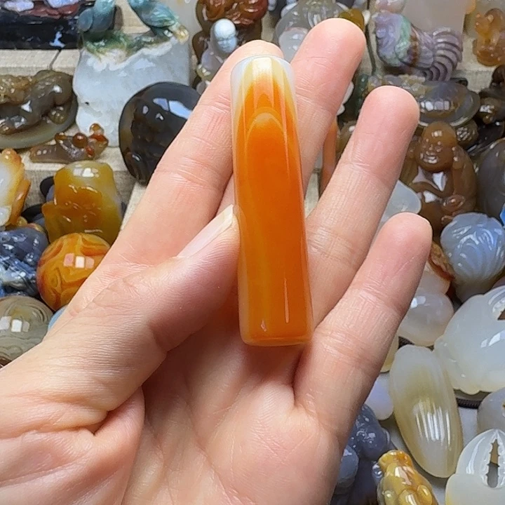 石英质玉未镶嵌饰品