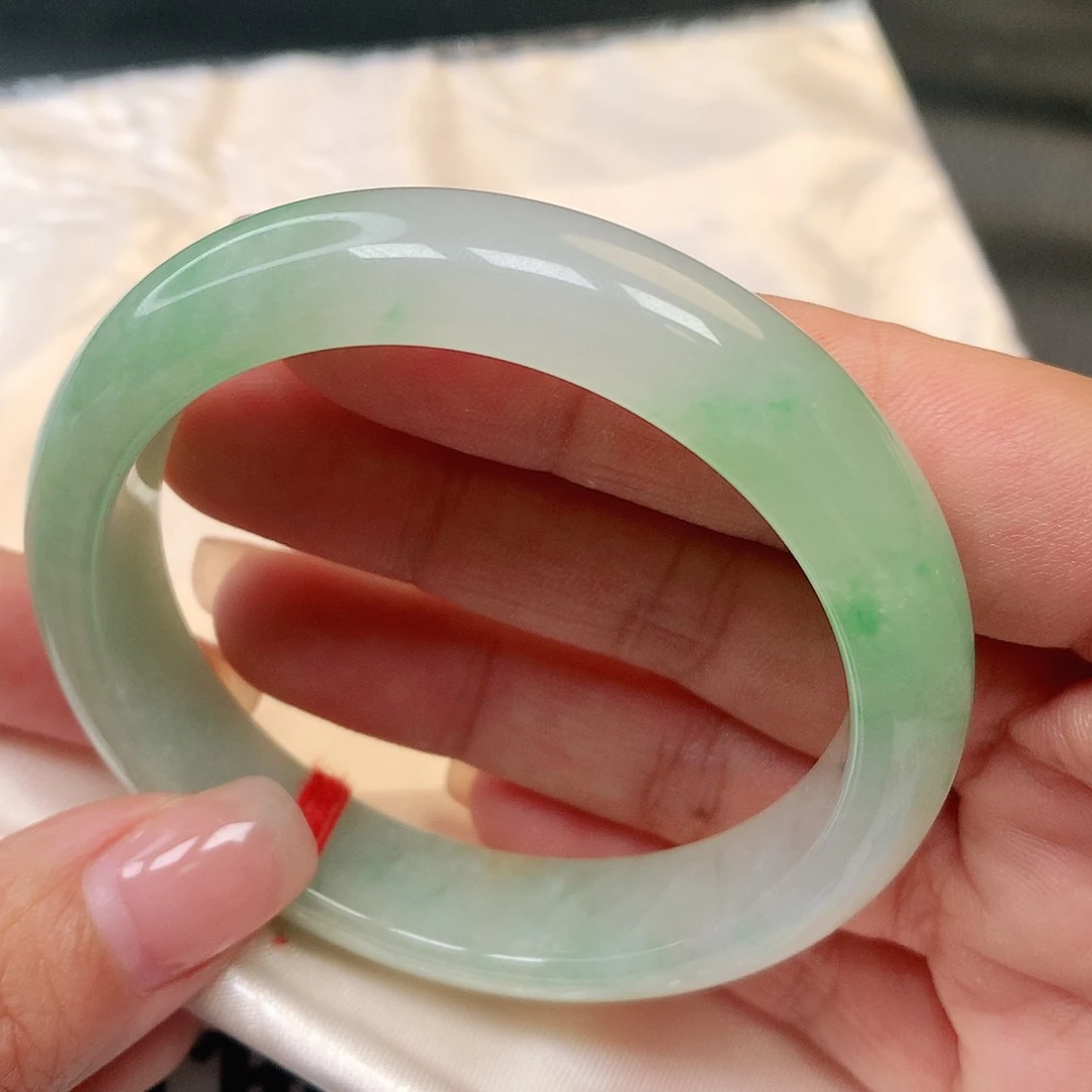 翡翠手镯未镶嵌翡翠手镯83号