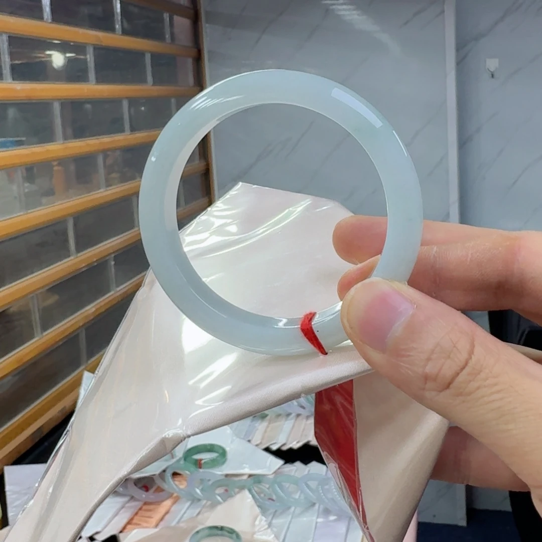 翡翠手镯未镶嵌纯天然缅甸翡翠a货