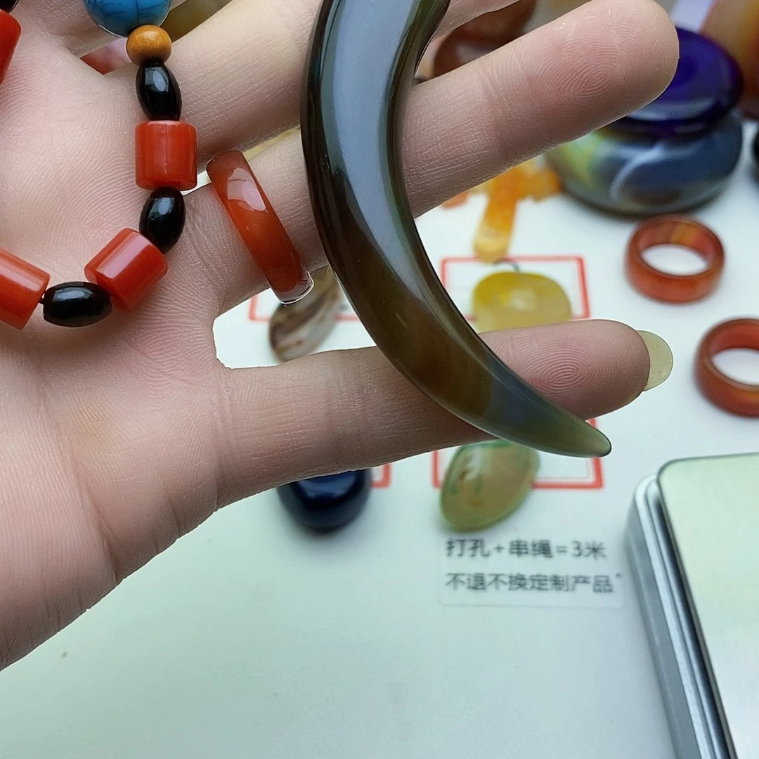 玛瑙/玉髓未镶嵌珠宝奇石