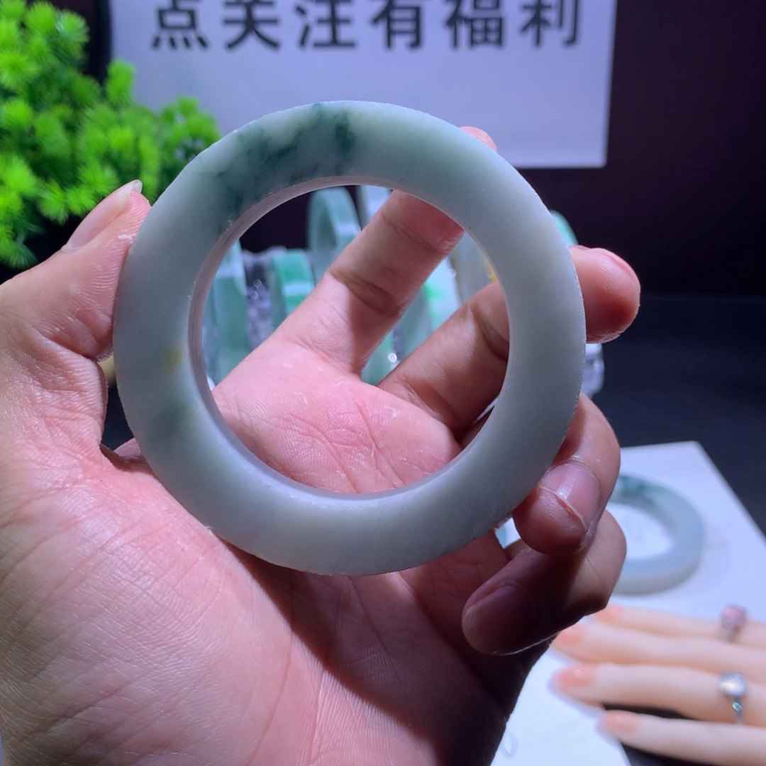 翡翠未镶嵌手镯翡翠手镯