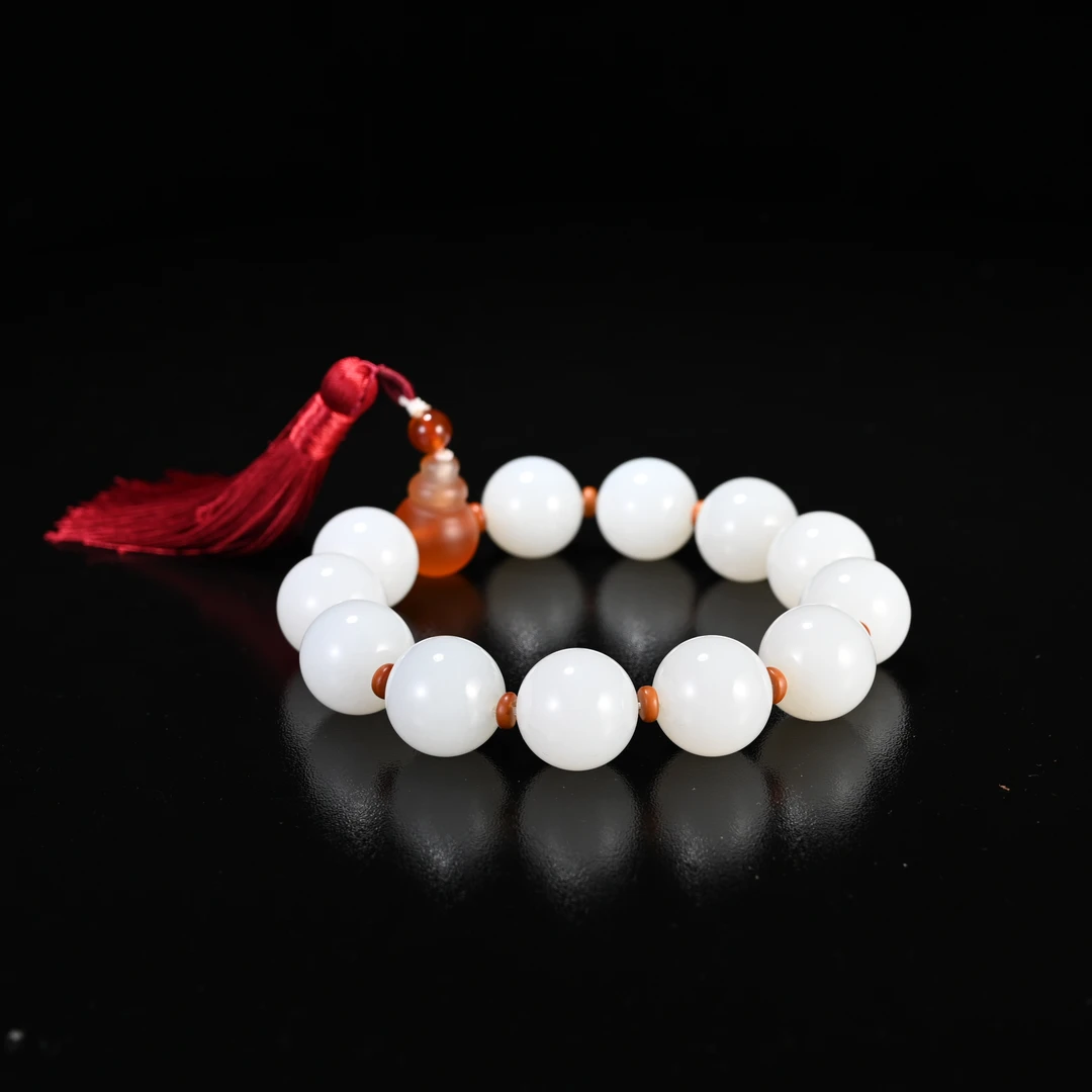 LOT8810 和田玉手持/杭拍