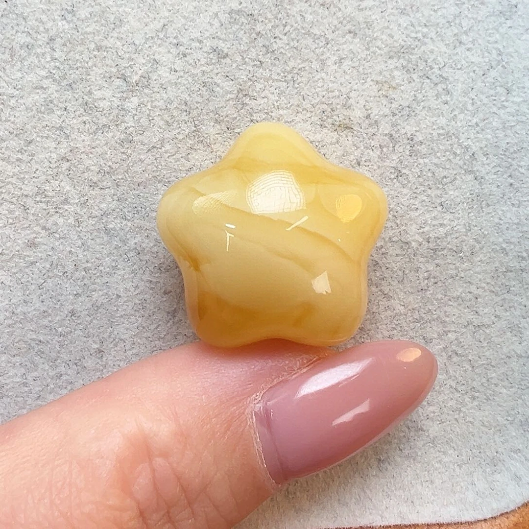 ****铭琥珀未镶嵌珠宝奇石