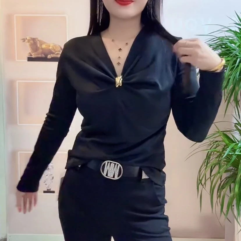 气质V领法式女秋季修身针织毛针织衫黑色长袖网红