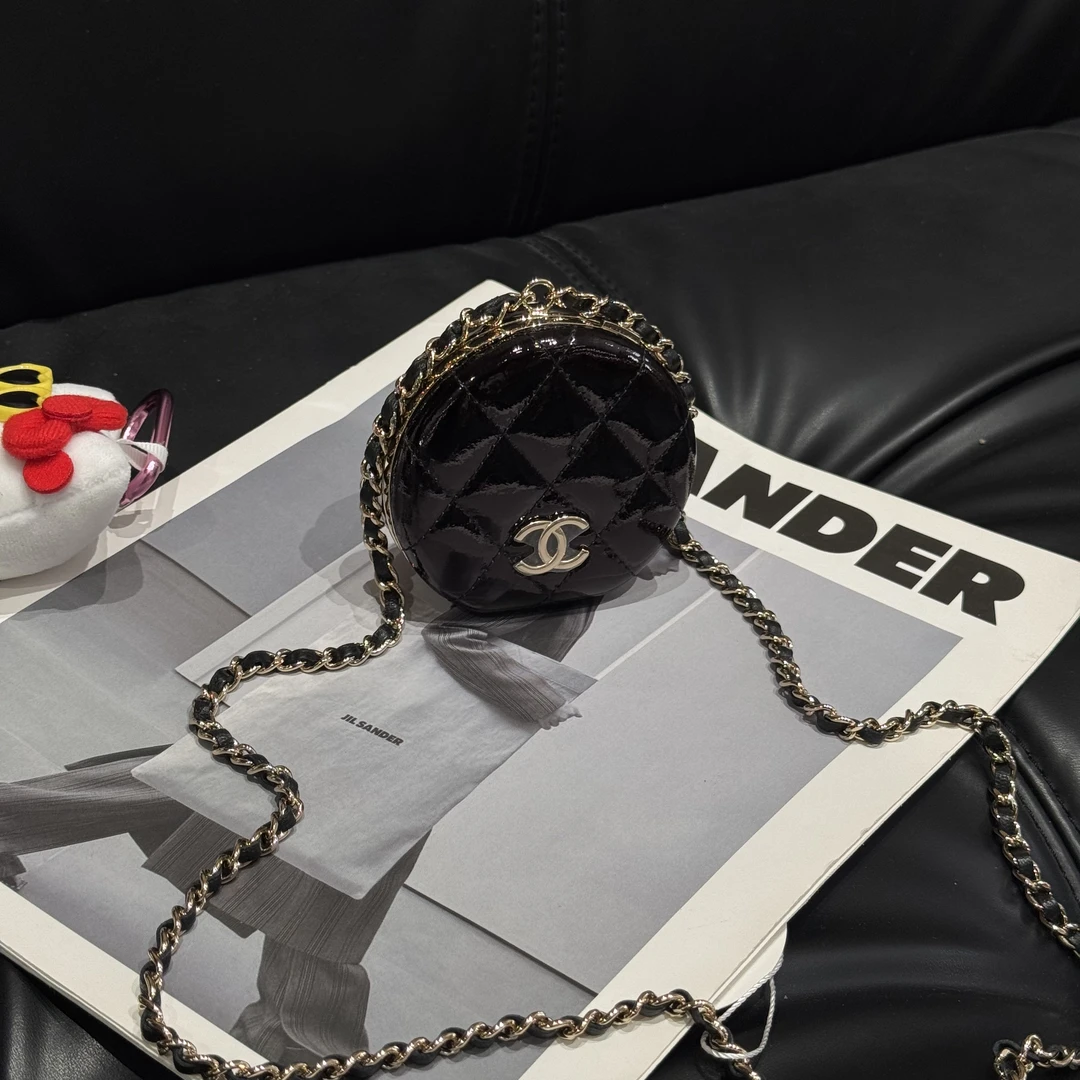 99新 Chanel/香奈儿 壹所奢品Chanel 21k  mini 黑金漆皮 圆饼