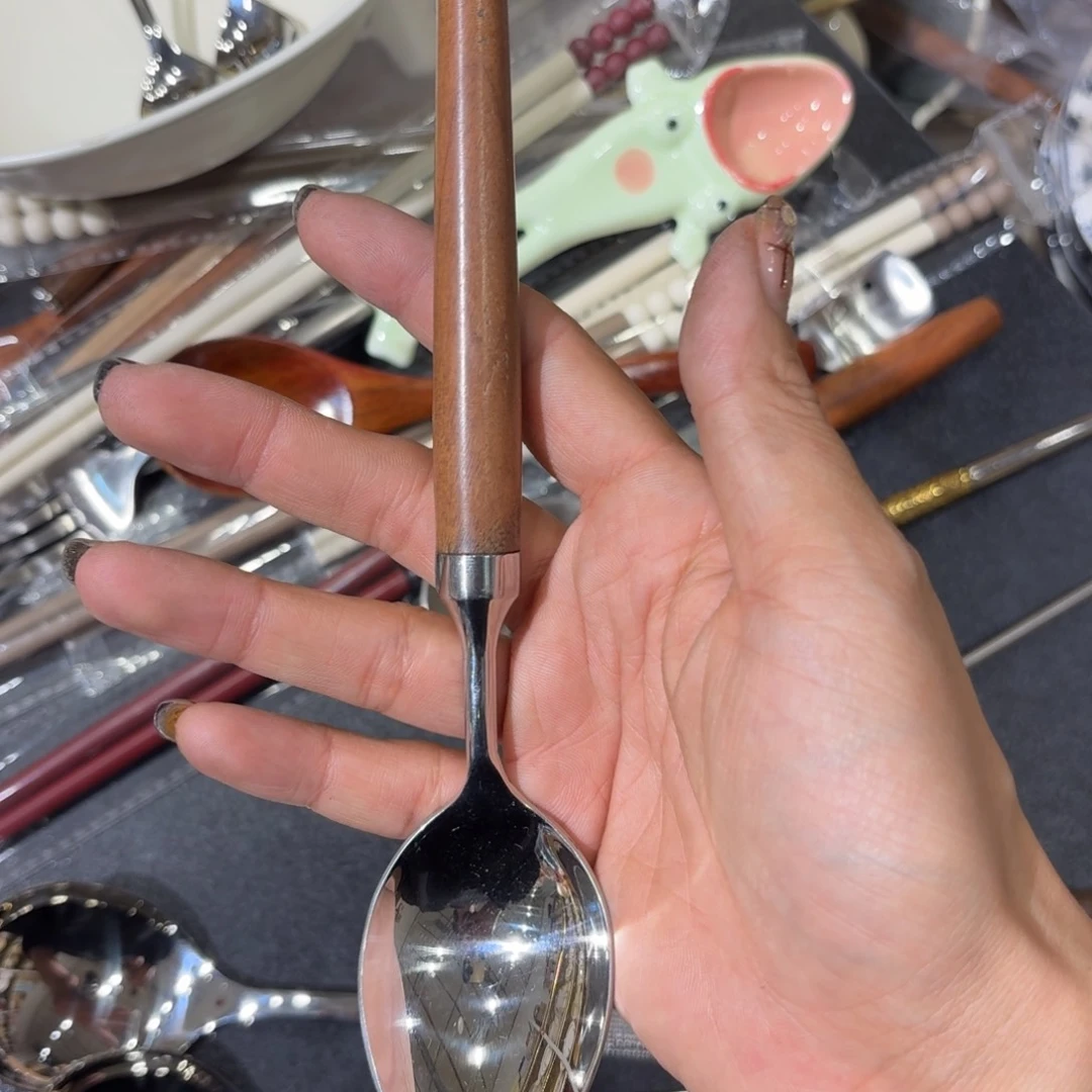 瓷?**y两个两个两个