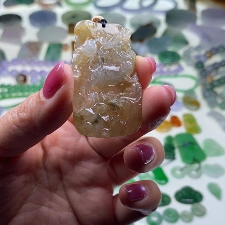 翡翠未镶嵌挂件天然翡翠