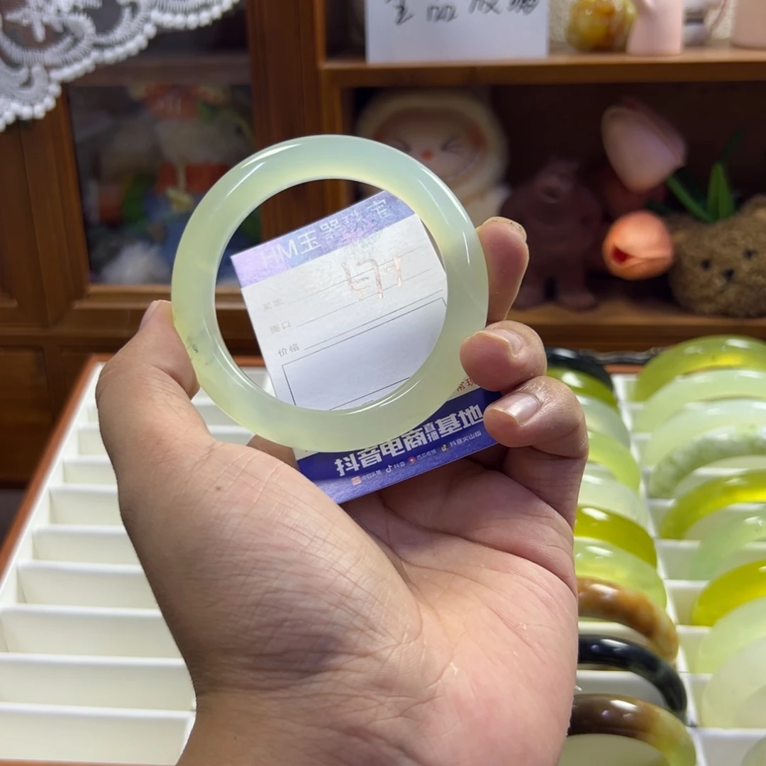 未镶嵌蛇纹石玉手镯343