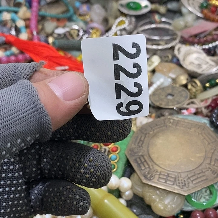 ?*前后两个月的时间2229