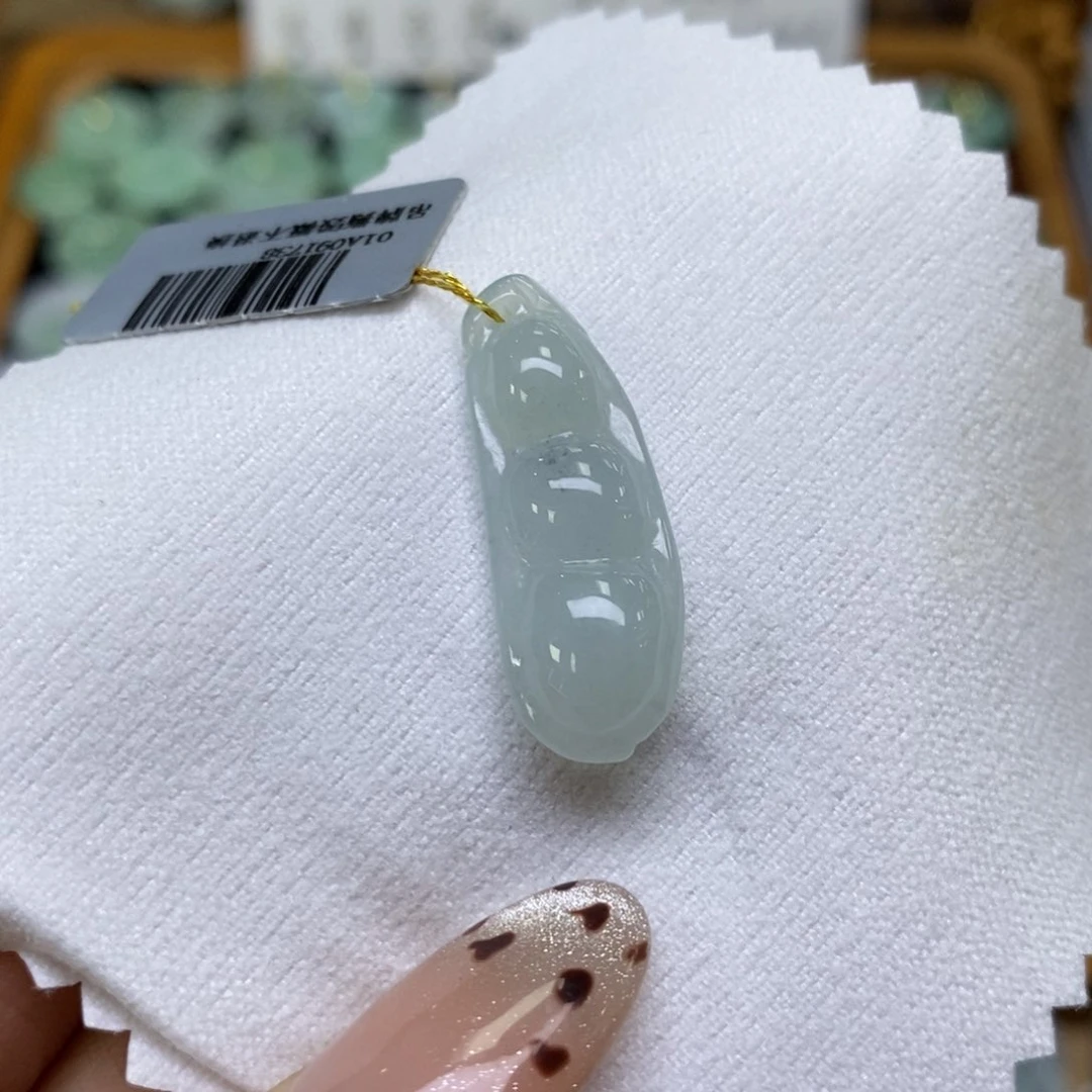 颈饰未镶嵌翡翠福豆