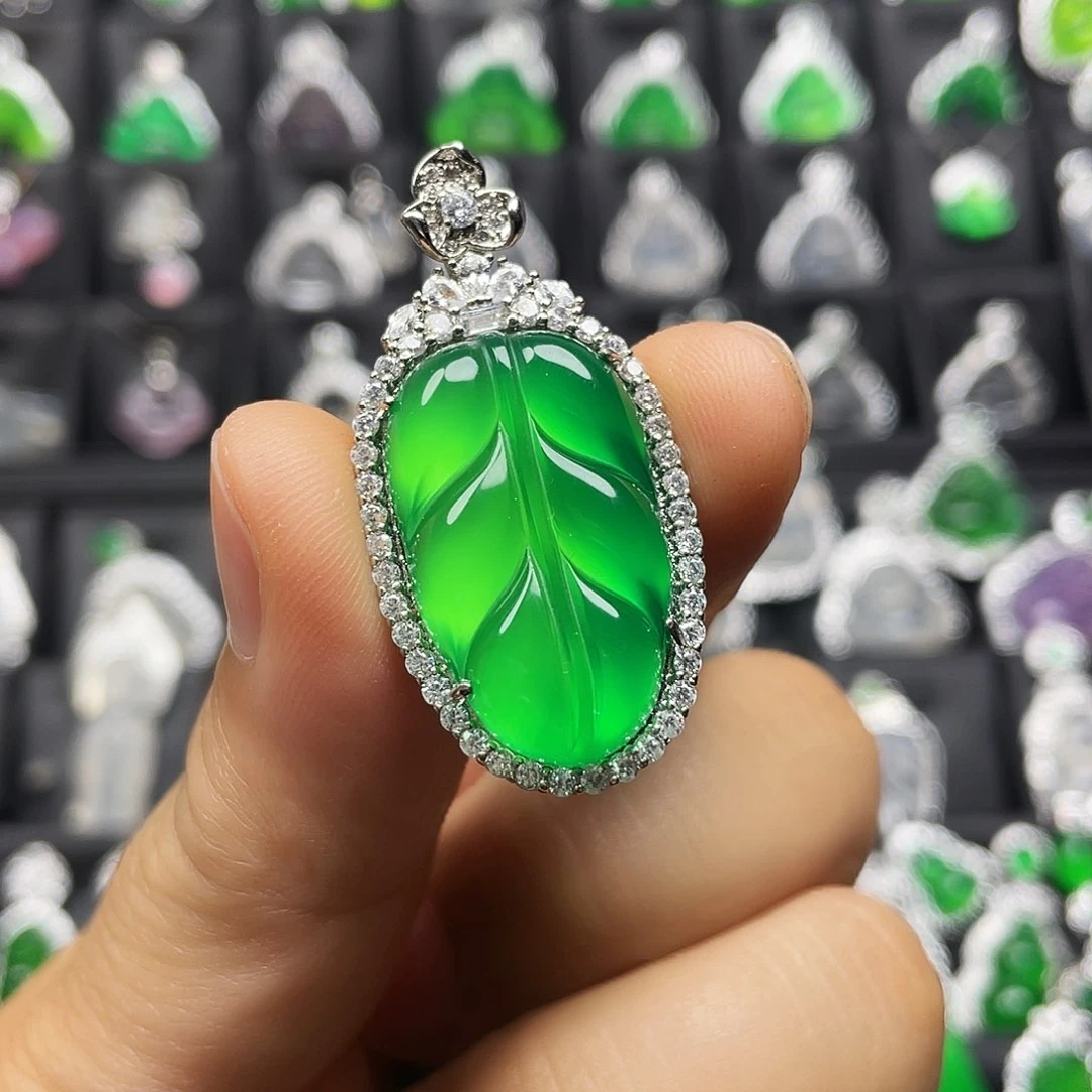 玛瑙/玉髓颈饰合金