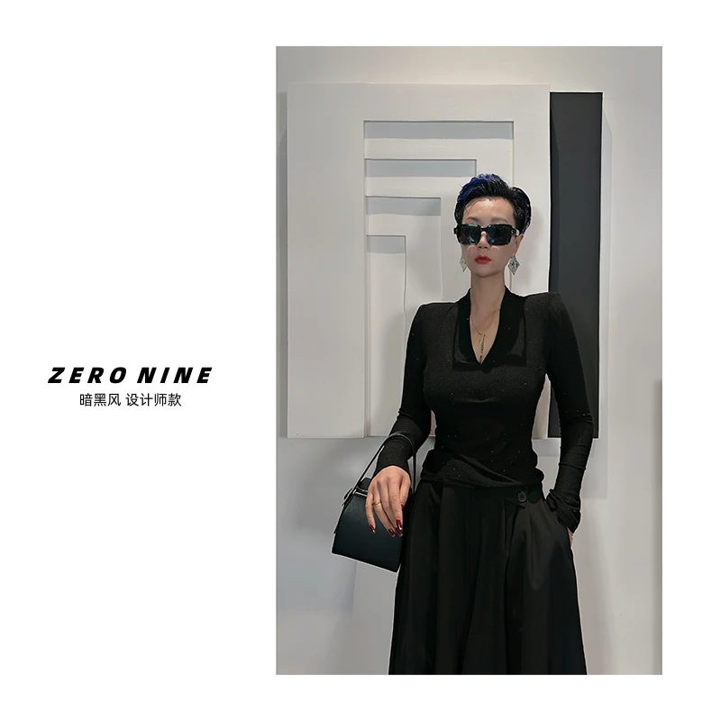 Dan Dan 黑色烫钻V领长袖T恤女 修身显瘦上衣